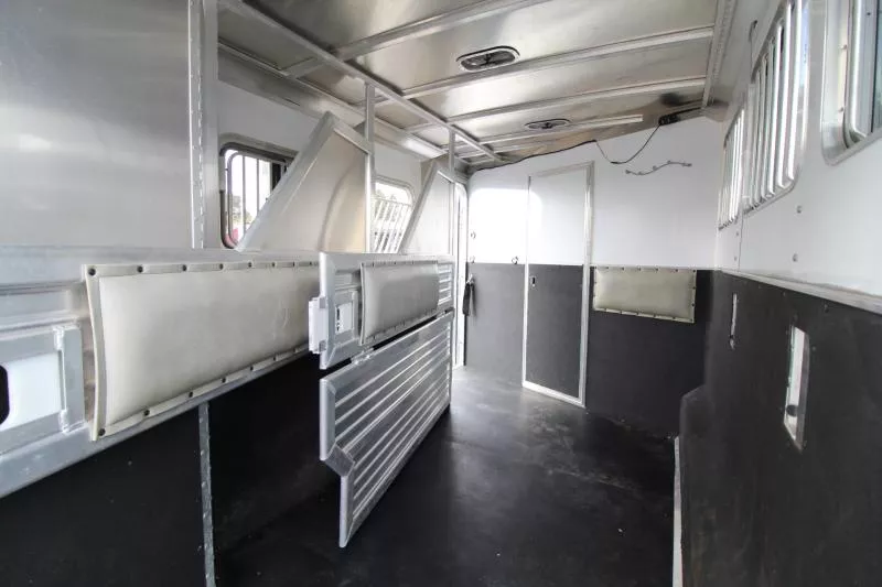 used Horse Trailers Featherlite  for sale, in Woodland, WA Thumbnail 27