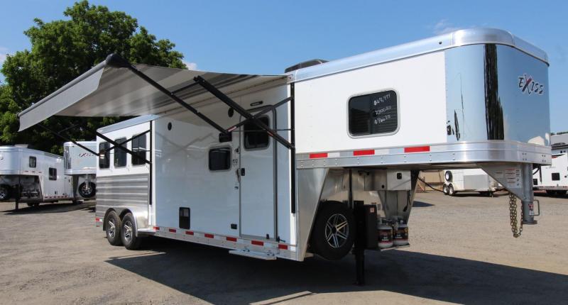 2022 Exiss Escape 7310 - 10ft SW Living Quarters - 3 Horse Aluminum Trailer 2022 Exiss Escape 7310 - 10ft SW Living Quarters - 3 Horse Aluminum Trailer