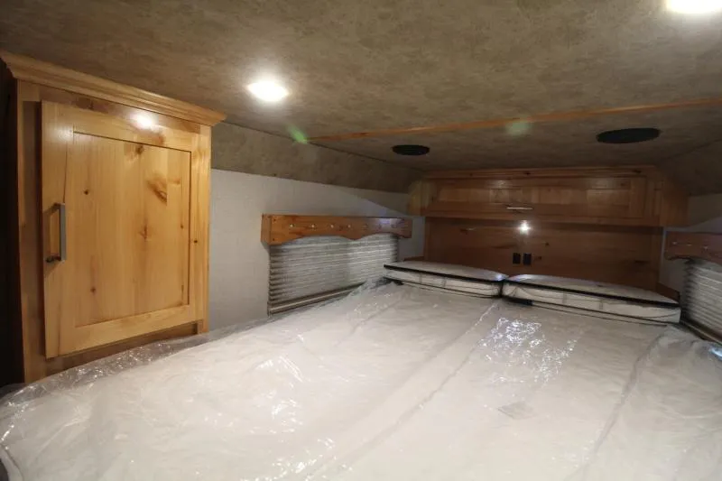 new Horse Trailers Trails West  for sale, in Woodland, WA Thumbnail 8