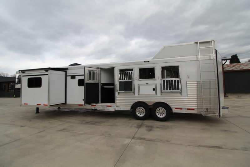 new Horse Trailers SMC Horse Trailers  for sale, in Woodland, WA Thumbnail 16