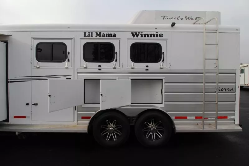 used Horse Trailers Trails West Manufacturing  for sale, in Woodland, WA Thumbnail 24