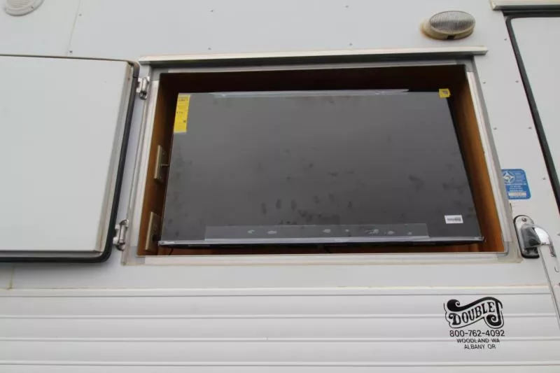 used Horse Trailers Sundowner Trailers  for sale, in Woodland, WA Thumbnail 33