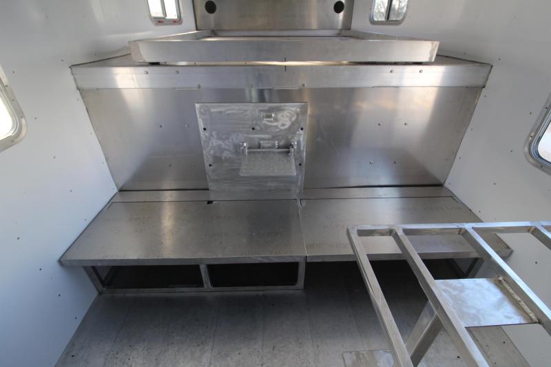 used Toy Haulers Featherlite Other for sale, in Albany, OR Thumbnail 9