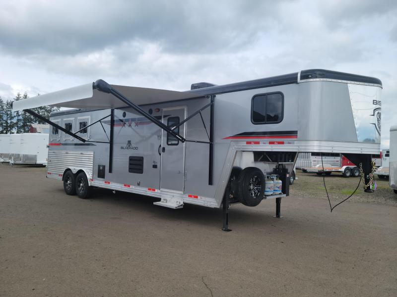 2022 Bison Silverado 8311 3 Horse Living Quarters - All Aluminum Construction - **SPECIAL PRICED REDUCED BY $2,700.00!** - Dual Hydraulic Jacks - Mangers - Stall Fans - Drop Down Headside & Tailside Windows with Bars - Power Awning - Foldable Rear Tack- 2022 Bison Silverado 8311 3 Horse Living Quarters - All Aluminum Construction - **SPECIAL PRICED REDUCED BY $2,700.00!** - Dual Hydraulic Jacks - Mangers - Stall Fans - Drop Down Headside & Tailside Windows with Bars - Power Awning - Foldable Rear Tack-