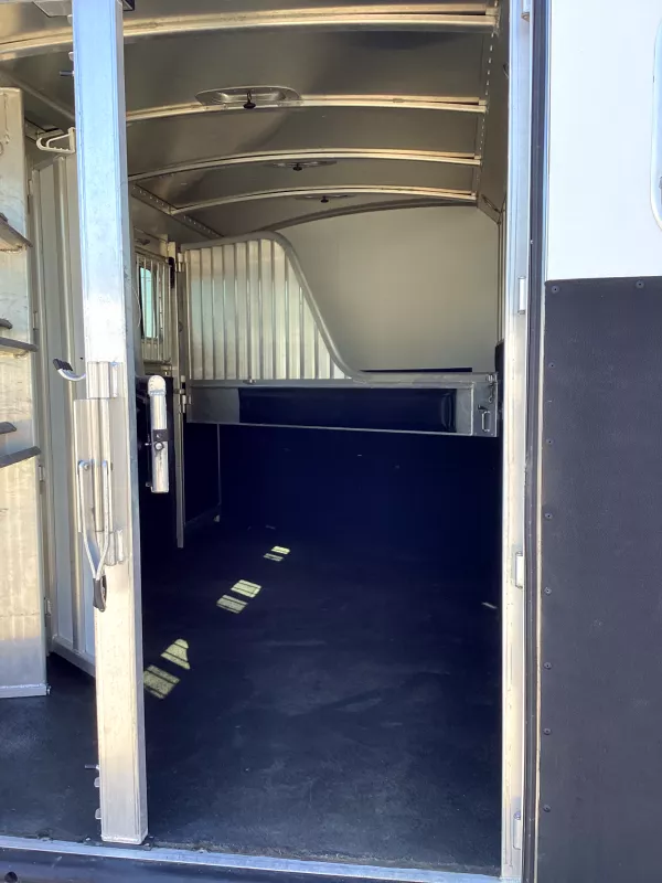 used Horse Trailers 4-Star Trailers  for sale, in Albany, OR Thumbnail 5