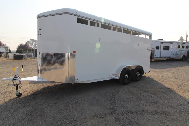 2023 Thuro-Bilt Wrangler 3 Horse Trailer - Adjustable Divider - Swinging Tack wall for versatility 2023 Thuro-Bilt Wrangler 3 Horse Trailer - Adjustable Divider - Swinging Tack wall for versatility