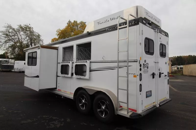 used Horse Trailers Trails West Manufacturing  for sale, in Woodland, WA Thumbnail 2