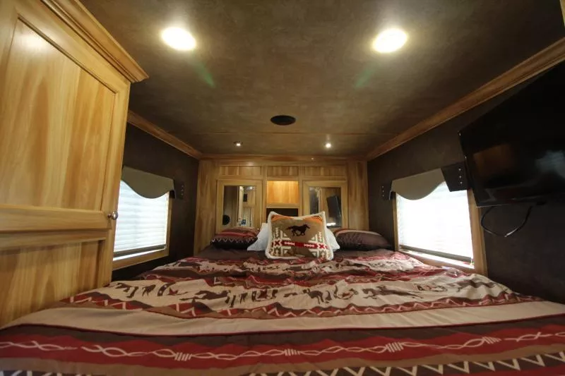 used Horse Trailers Exiss Trailers  for sale, in Woodland, WA Thumbnail 4