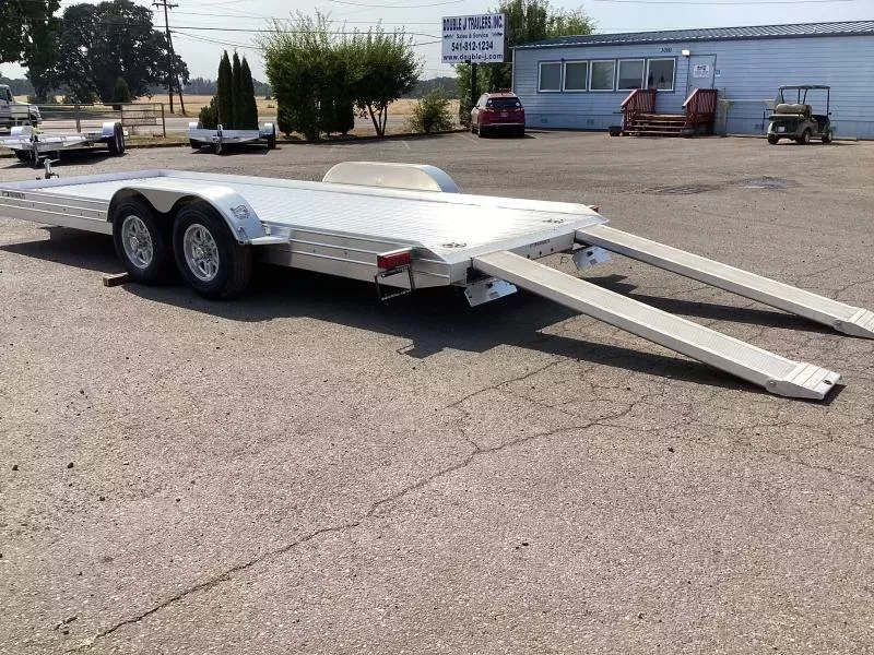 2026 Featherlite 3110-20' Car Hauler - Aluminum - 7ft ramps