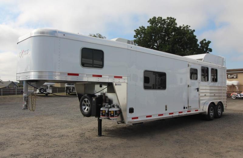 2021 EXISS EXPRESS 7311 CXF 3 HORSE LQ TRAILER SIDE TACK HAY RACK