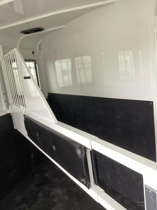 new Horse Trailers Thuro-Bilt  for sale, in Albany, OR Thumbnail 5