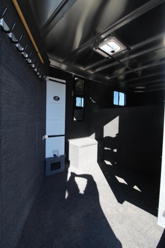 new Horse Trailers Featherlite  for sale, in Woodland, WA Thumbnail 4