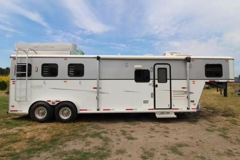 used Horse Trailers Classic Manufacturing  for sale, in Woodland, WA Thumbnail 28