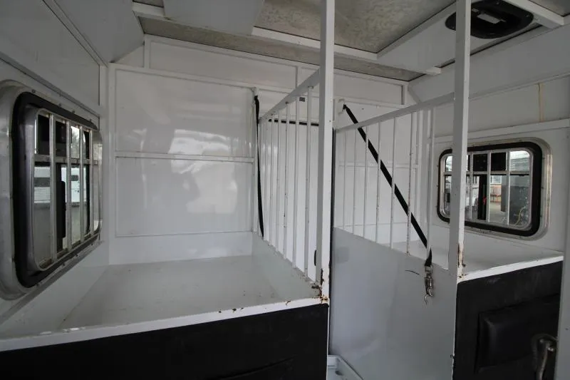 used Horse Trailers Trails West Manufacturing  for sale, in Woodland, WA Thumbnail 9