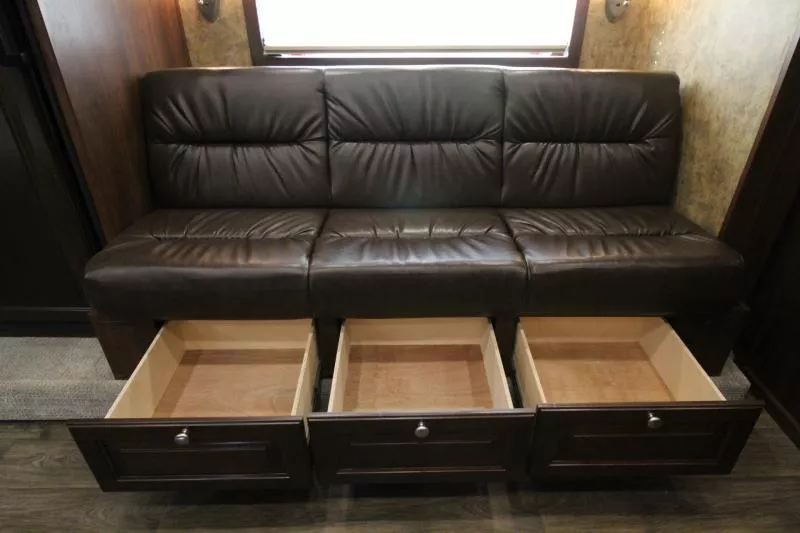 used Horse Trailers Exiss Trailers  for sale, in Woodland, WA Thumbnail 9
