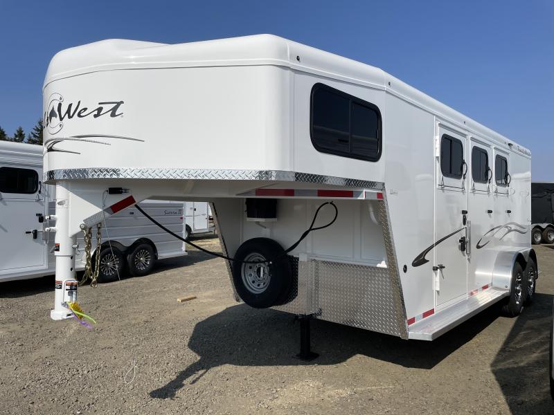 2023 Trails West Classic 3 Horse GN - Warmblood Height - Swing Out Saddle Rack - Escape Door - Water Tank - Swing Out Blanket Bar 2023 Trails West Classic 3 Horse GN - Warmblood Height - Swing Out Saddle Rack - Escape Door - Water Tank - Swing Out Blanket Bar