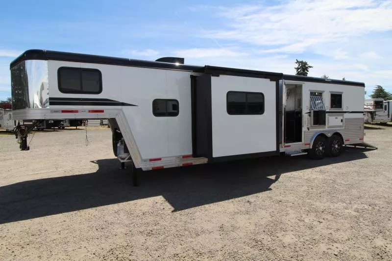 2026 Bison Trailers Silverado 8313B.S Horse Trailer-13' SW-Slide Out-Solar Package-Aluminum Rear Ramp-Stud Divider- Sofa & Dinette