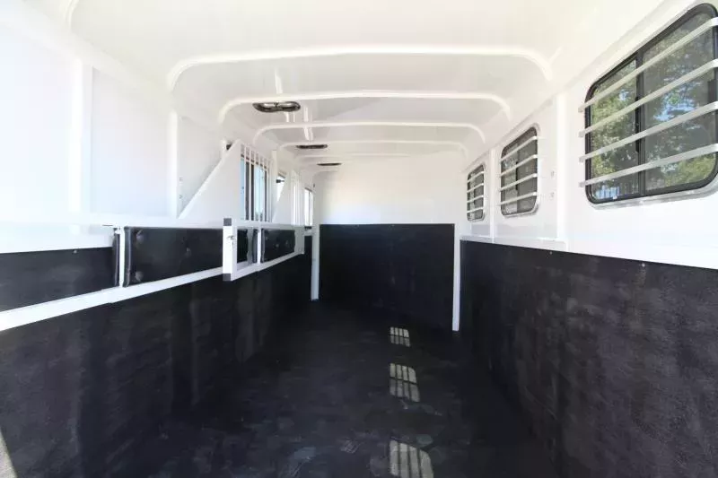 new Horse Trailers Thuro-Bilt  for sale, in Woodland, WA Thumbnail 8