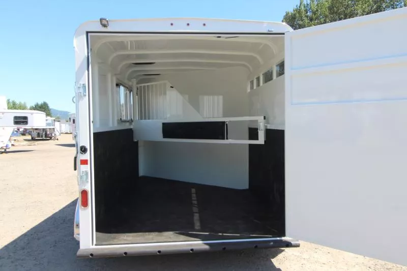 new Horse Trailers Thuro-Bilt  for sale, in Woodland, WA Thumbnail 5