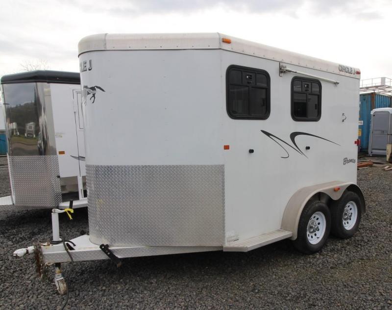 2014 Circle J STEEL 2 HORSE TRAILER BUMPER PULL Horse Trailers For