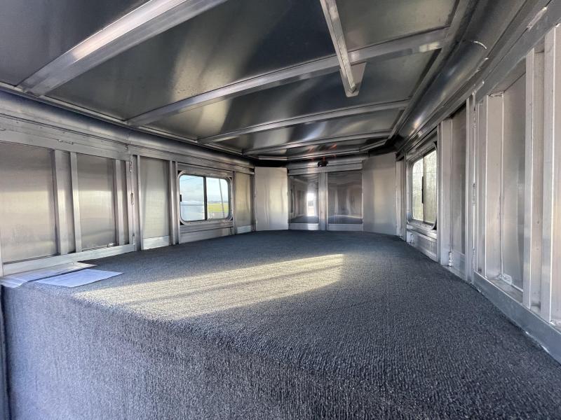 2022 Featherlite 7541 3 Horse Gooseneck Drop Down Windows & Bars