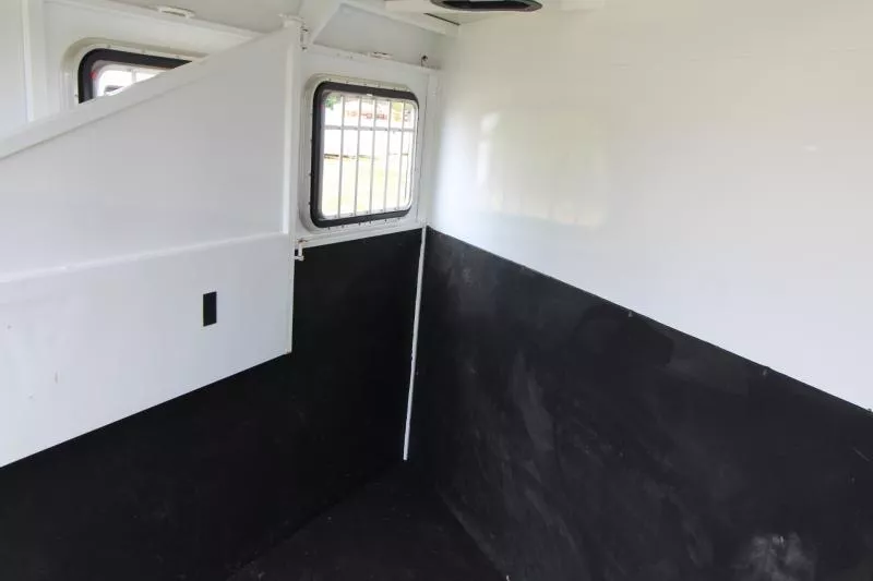 used Horse Trailers Trails West Manufacturing  for sale, in Woodland, WA Thumbnail 10