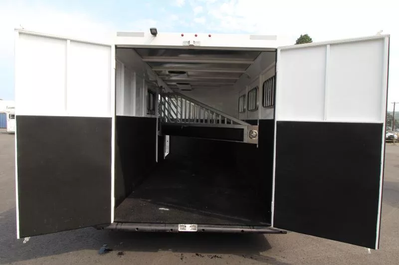 used Horse Trailers Trails West Manufacturing  for sale, in Woodland, WA Thumbnail 9