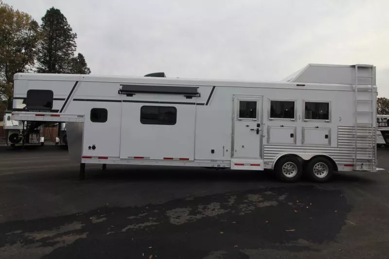 new Horse Trailers SMC Horse Trailers  for sale, in Woodland, WA Thumbnail 23