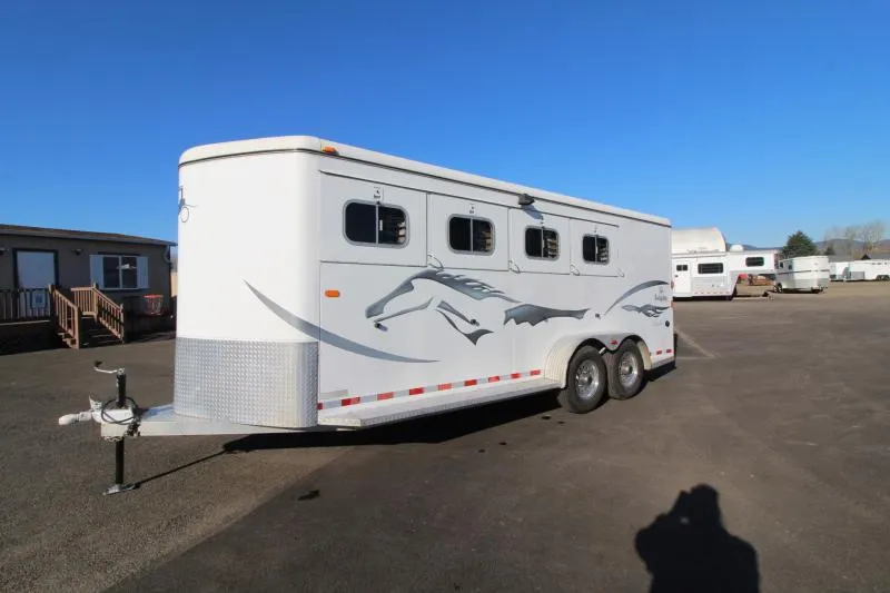 used Horse Trailers Logan Coach  for sale, in Woodland, WA Thumbnail 12
