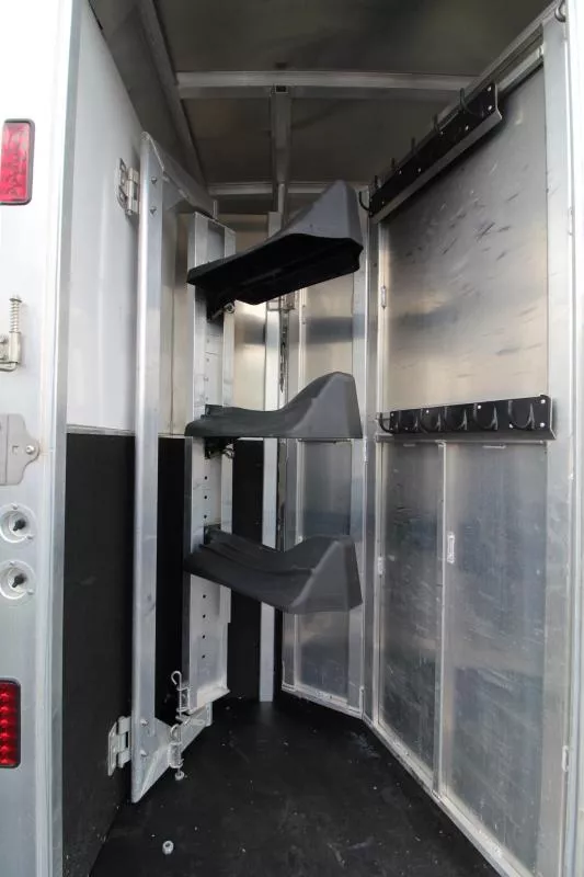 used Horse Trailers Featherlite  for sale, in Woodland, WA Thumbnail 23