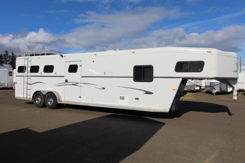 2005 Trails West Sierra 7' x 12' Living Quarter w/ Angled Mid Tack 3