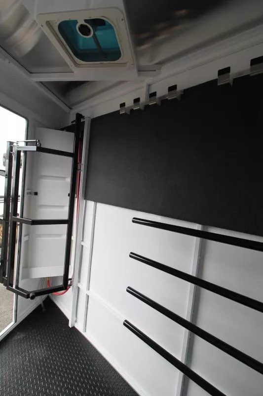 new Horse Trailers Trails West Manufacturing  for sale, in Woodland, WA Thumbnail 5