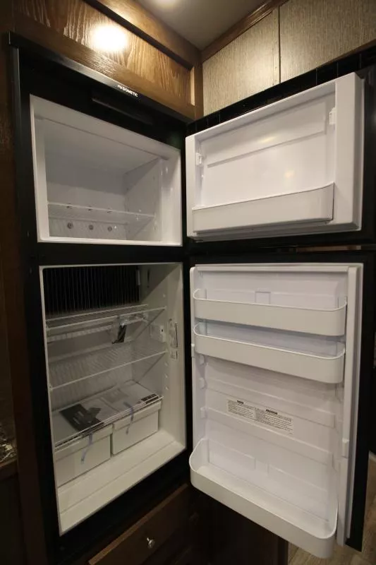 new Horse Trailers SMC Horse Trailers  for sale, in Woodland, WA Thumbnail 15