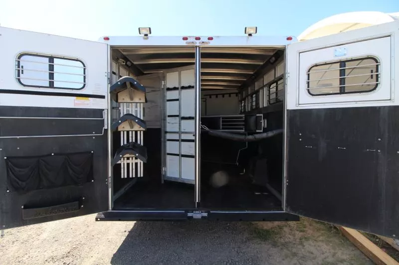 used Horse Trailers Sundowner Trailers  for sale, in Woodland, WA Thumbnail 20