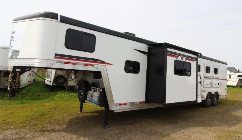 2022 Bison Silverado 13' LQ 3 Horse Aluminum Trailer - Slide Out - Sofa & Dinette 2022 Bison Silverado 13' LQ 3 Horse Aluminum Trailer - Slide Out - Sofa & Dinette