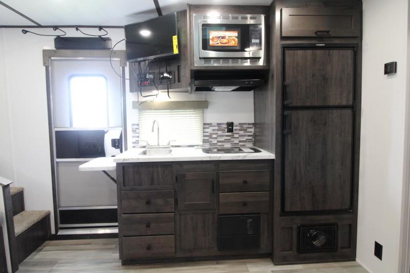 2022 Bison Silverado 13' LQ 3 Horse Aluminum Trailer Slide Out Sofa