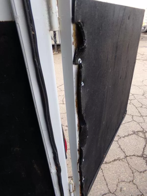 used Horse Trailers Charmac Trailers  for sale, in Albany, OR Thumbnail 16