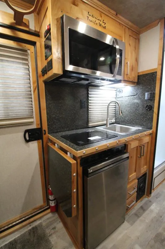 new Horse Trailers Trails West  for sale, in Woodland, WA Thumbnail 9