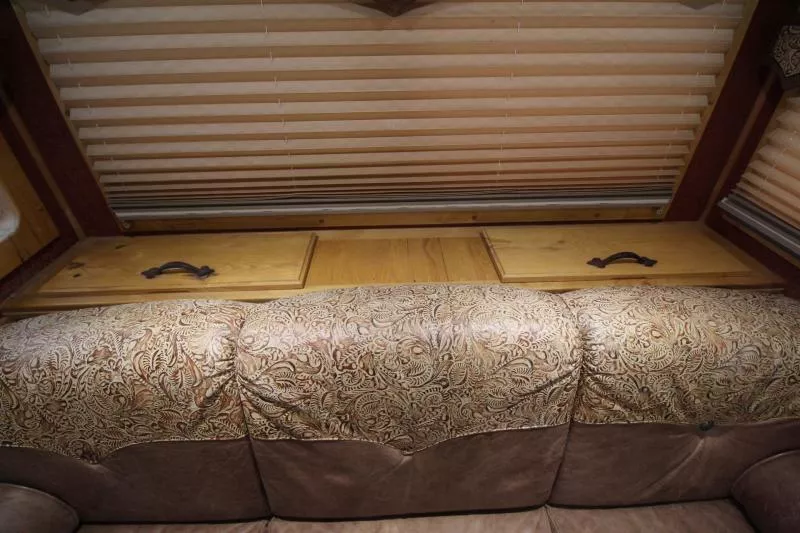 used Horse Trailers Sundowner Trailers  for sale, in Woodland, WA Thumbnail 25