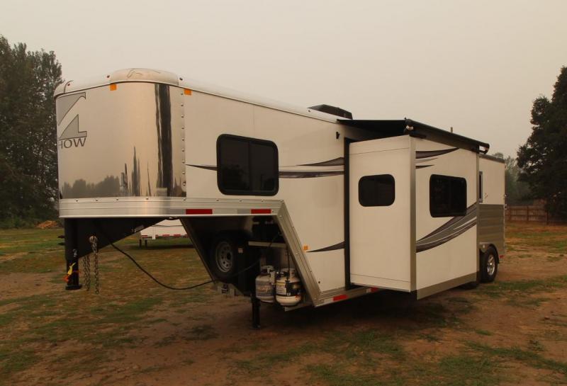 2021 Merhow 2 Horse LQ Trailer - Slide Out - Dinette - Stud Divider - Power Awning 2021 Merhow 2 Horse LQ Trailer - Slide Out - Dinette - Stud Divider - Power Awning