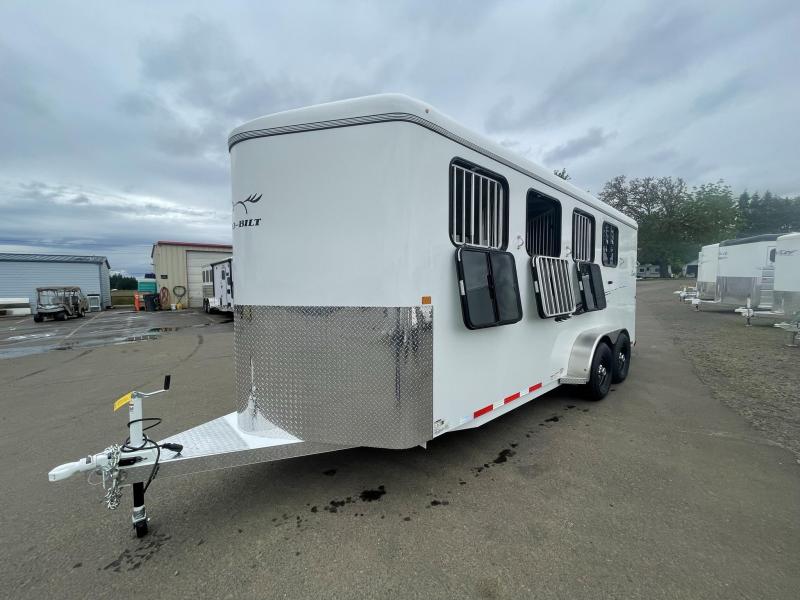 2022 Thuro-Bilt Liberty 4 Horse Bumper Pull - Warmblood Size - Drop Down Windows and Bars - Water Tank- Swing Out Saddle Rack 2022 Thuro-Bilt Liberty 4 Horse Bumper Pull - Warmblood Size - Drop Down Windows and Bars - Water Tank- Swing Out Saddle Rack