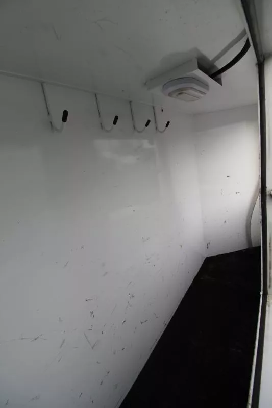 used Horse Trailers Trails West Manufacturing  for sale, in Woodland, WA Thumbnail 25