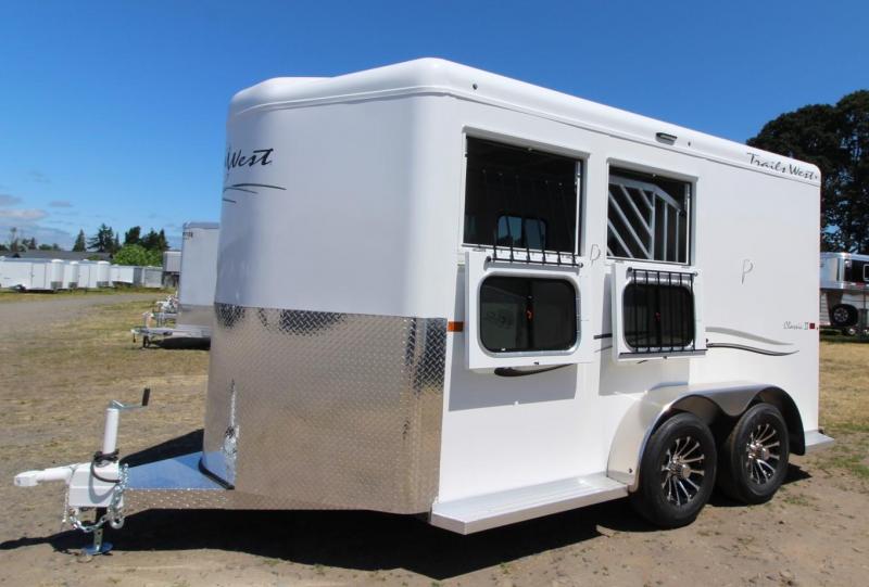 2023 Trails West Classic II 2 Horse Extra Tall Aluminum Skin Steel Frame Trailer 2023 Trails West Classic II 2 Horse Extra Tall Aluminum Skin Steel Frame Trailer