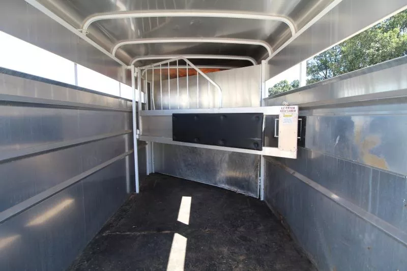 used Horse Trailers Maverick Trailers  for sale, in Woodland, WA Thumbnail 7