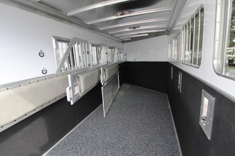 new Horse Trailers Featherlite  for sale, in Woodland, WA Thumbnail 12