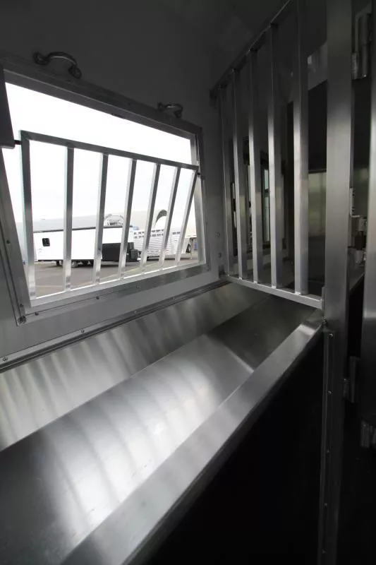 new Horse Trailers SMC Horse Trailers  for sale, in Woodland, WA Thumbnail 29