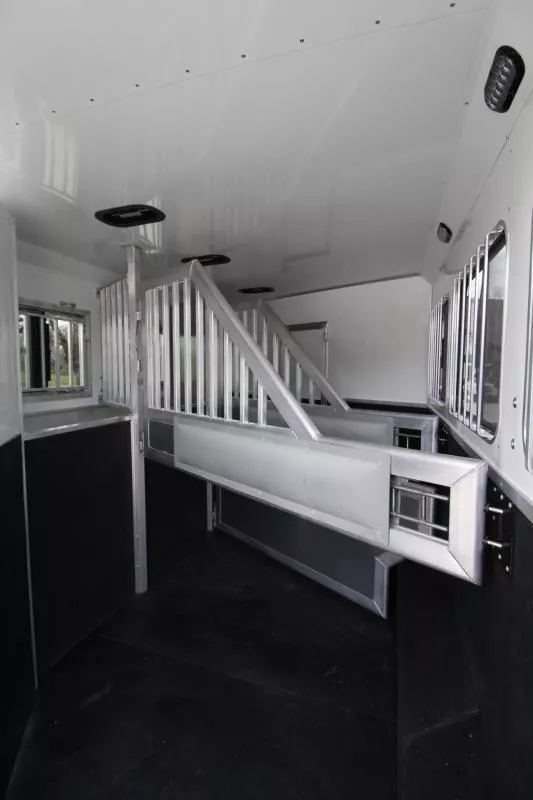 new Horse Trailers SMC Horse Trailers  for sale, in Woodland, WA Thumbnail 19