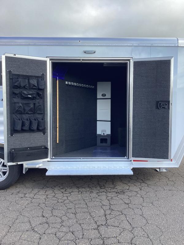 new Horse Trailers Featherlite  for sale, in Albany, OR Thumbnail 9