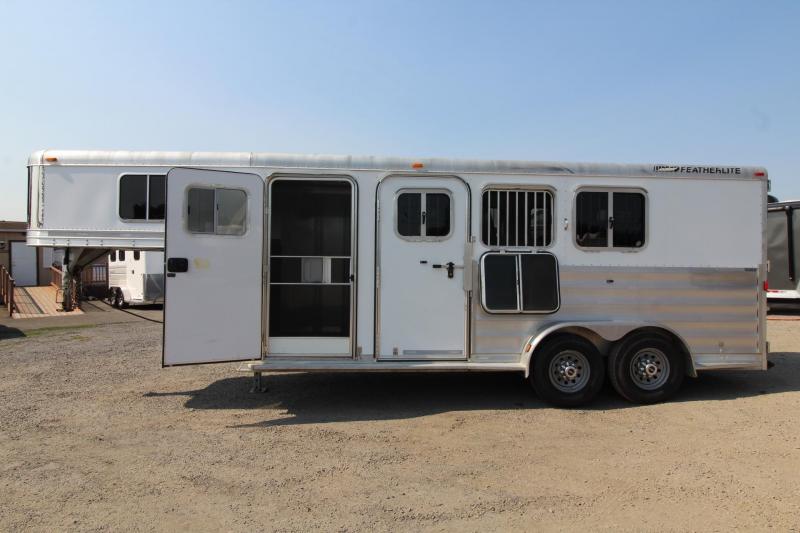 2008 Featherlite 3 Horse Aluminum Trailer Extra Large Dressing Room
