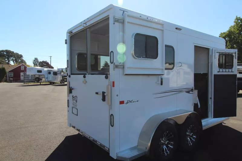 2026 Trails West Royale Plus  Horse Trailer- Warmblood 2H BP - Straight Load- Bench Style Water Tank- Feed Bags - Escape Doors